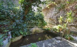 MOUGINS - Canal de la Siagne - Magnifique villa  de plain pieds