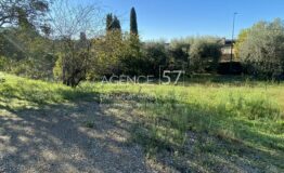 AFFAIRE! BIOT villa 160 m2 + annexes terrain 1900 m2