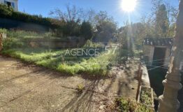 AFFAIRE! BIOT villa 160 m2 + annexes terrain 1900 m2